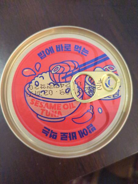 Dongwon — 동원맛참 매콤참기름 (Tuna in Spicy Sesame Oil)