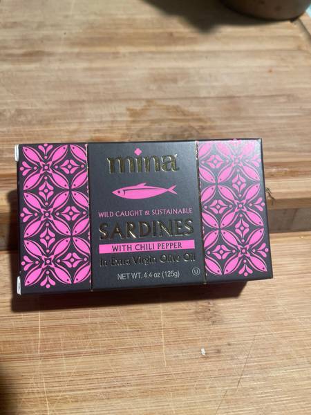Mina — Sardines with Chili Pepper in Extra Virgin Olive Oil