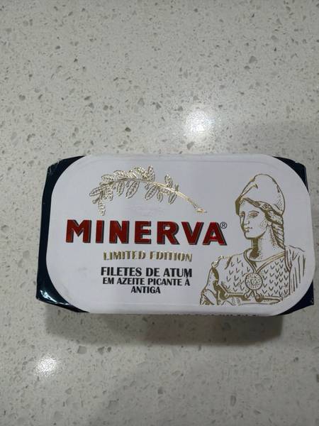 Minerva — Tuna Fillets in Spicy Olive Oil Old Style